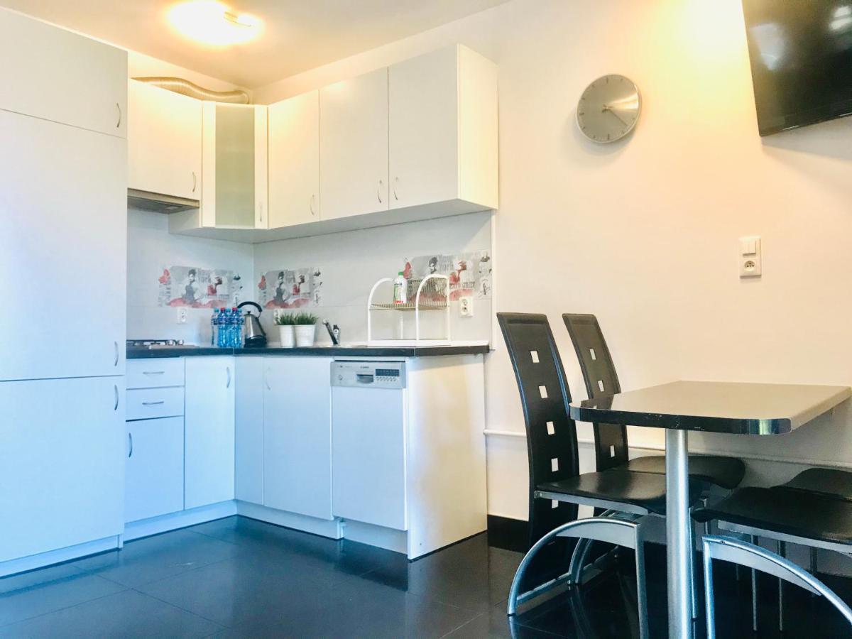 Domki I Apartamenty Caloroczne Koliber Władysławowo Exteriör bild
